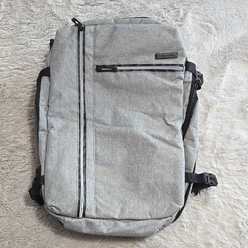 Traveler's choice gray weekend travel backpack